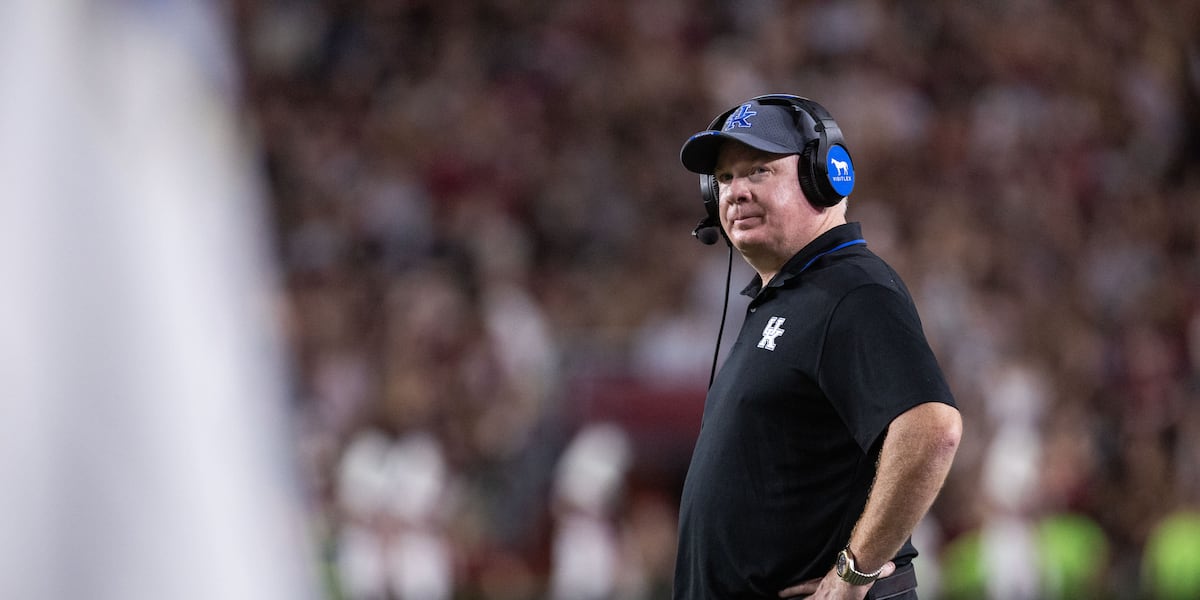 Kentucky evaluates Mark Stoops’ future amid coaching carousel