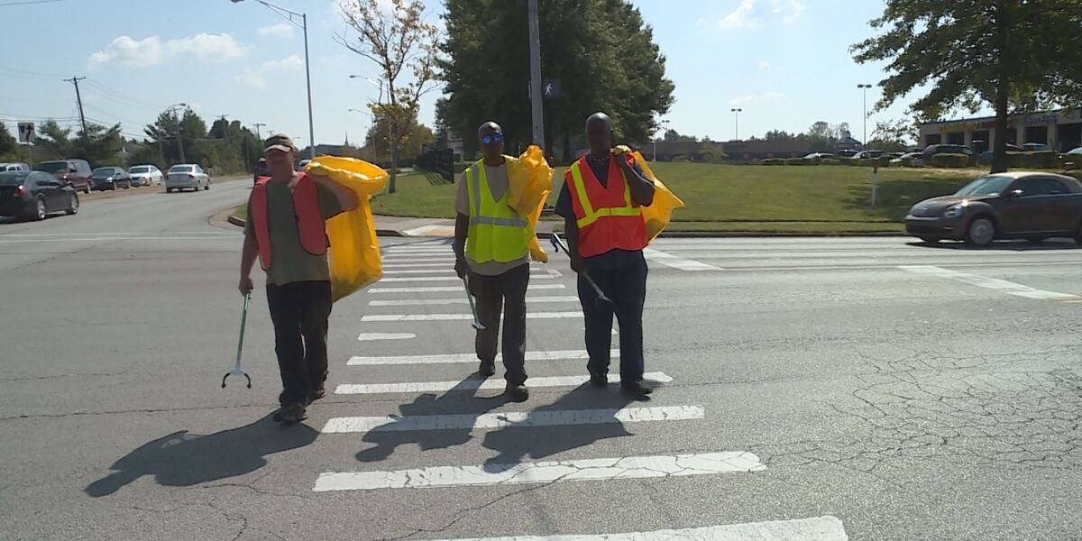 Panhandler Hand Out Panhandlers say