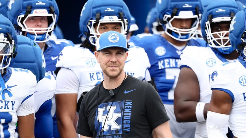 Kentucky Football signs Offensive Lineman Ian Walker to 2027 recruiting ...