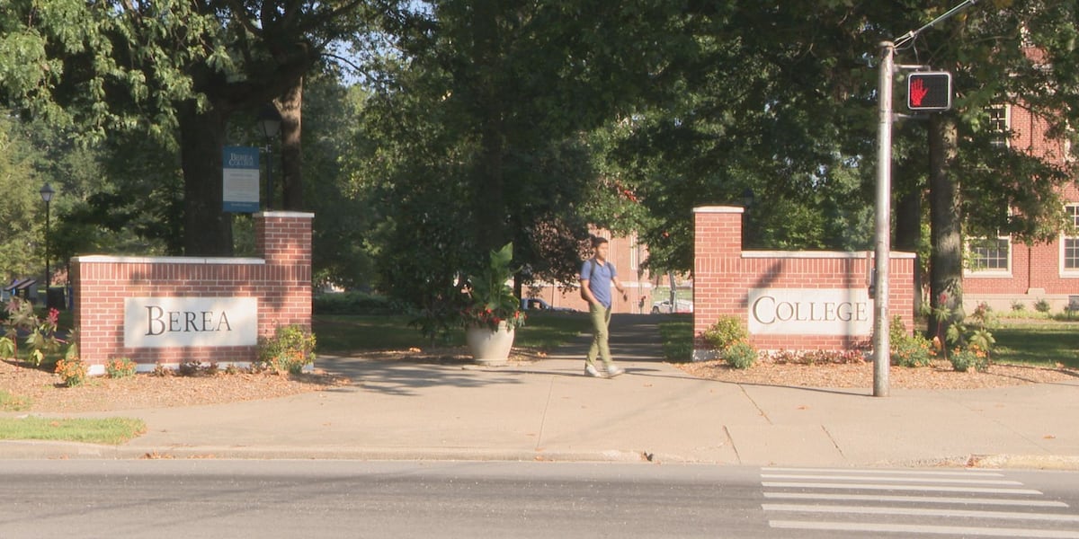 Berea College students back to campus