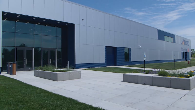 Workers at the BlueOval SK battery plant in Glendale, Kentucky could soon be joining the...