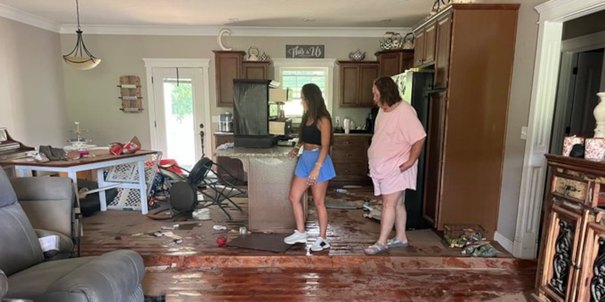 Clinton County families finally return to damaged homes two days after flood