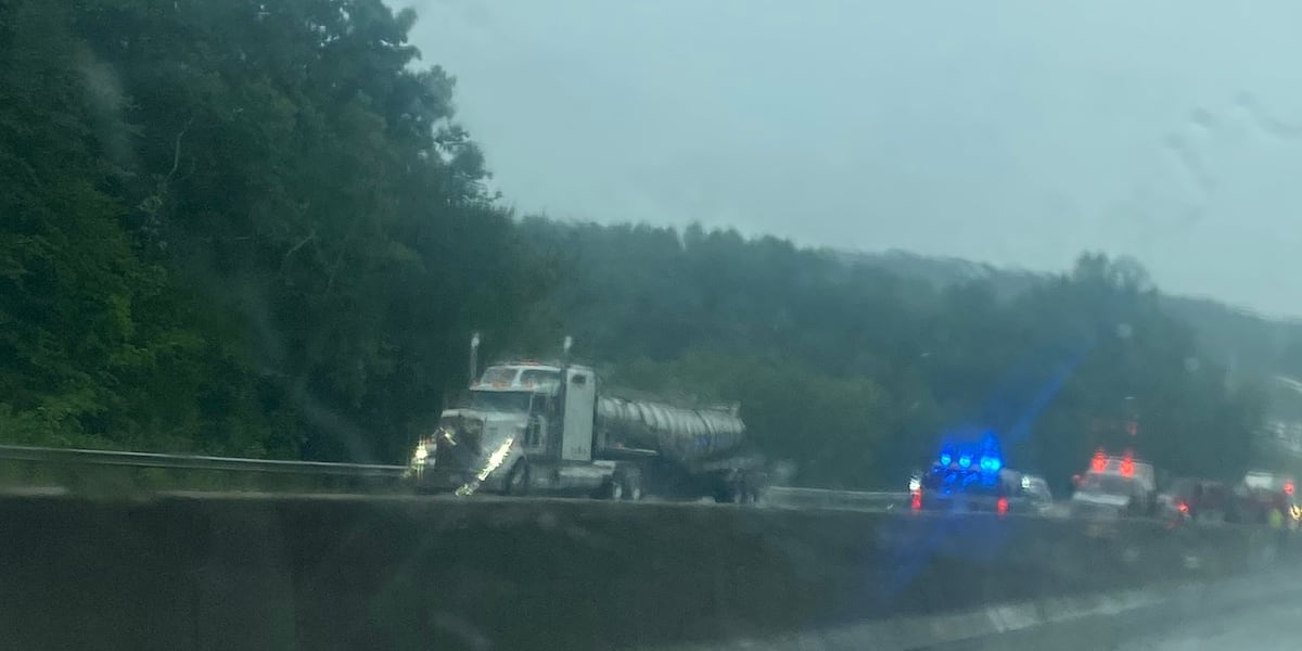 Woman dies after being struck on I-75 while chasing pet, KSP says