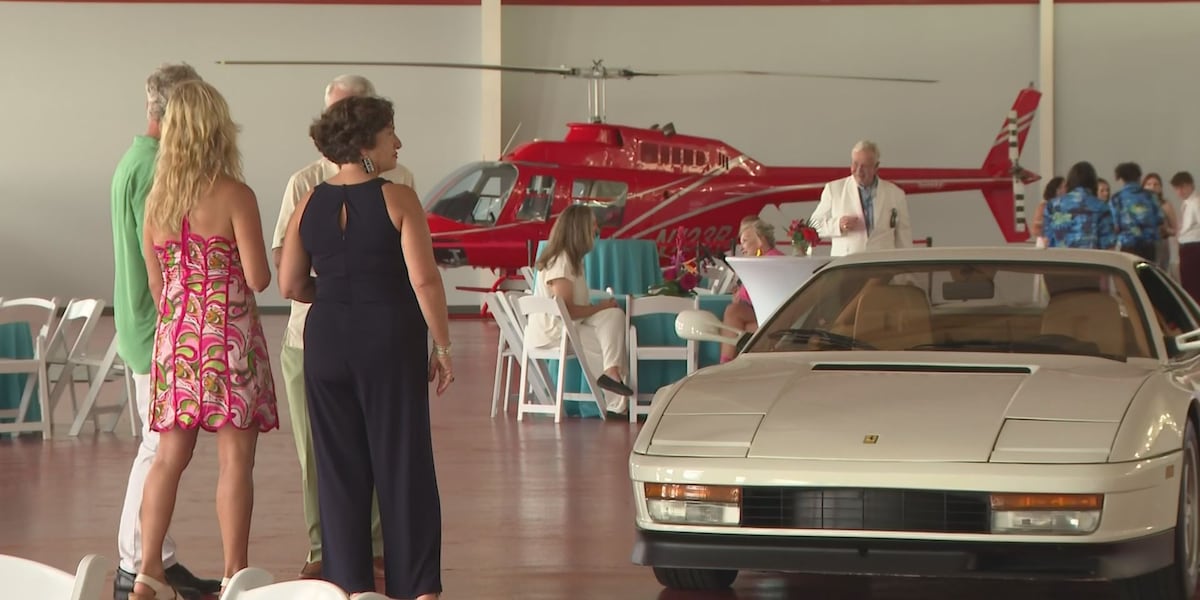 Vintage exotic cars on display at Nicholasville hangar bash ahead of Keeneland show