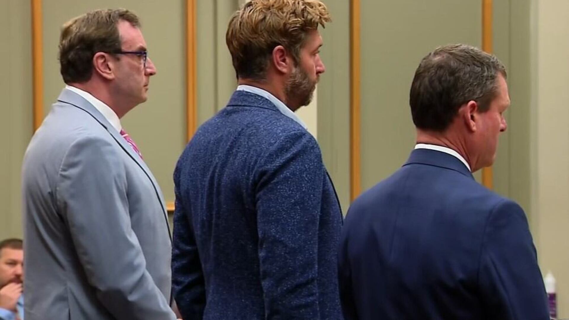 Jay Cutler appears in Tennessee courtroom to take plea deal in DUI case